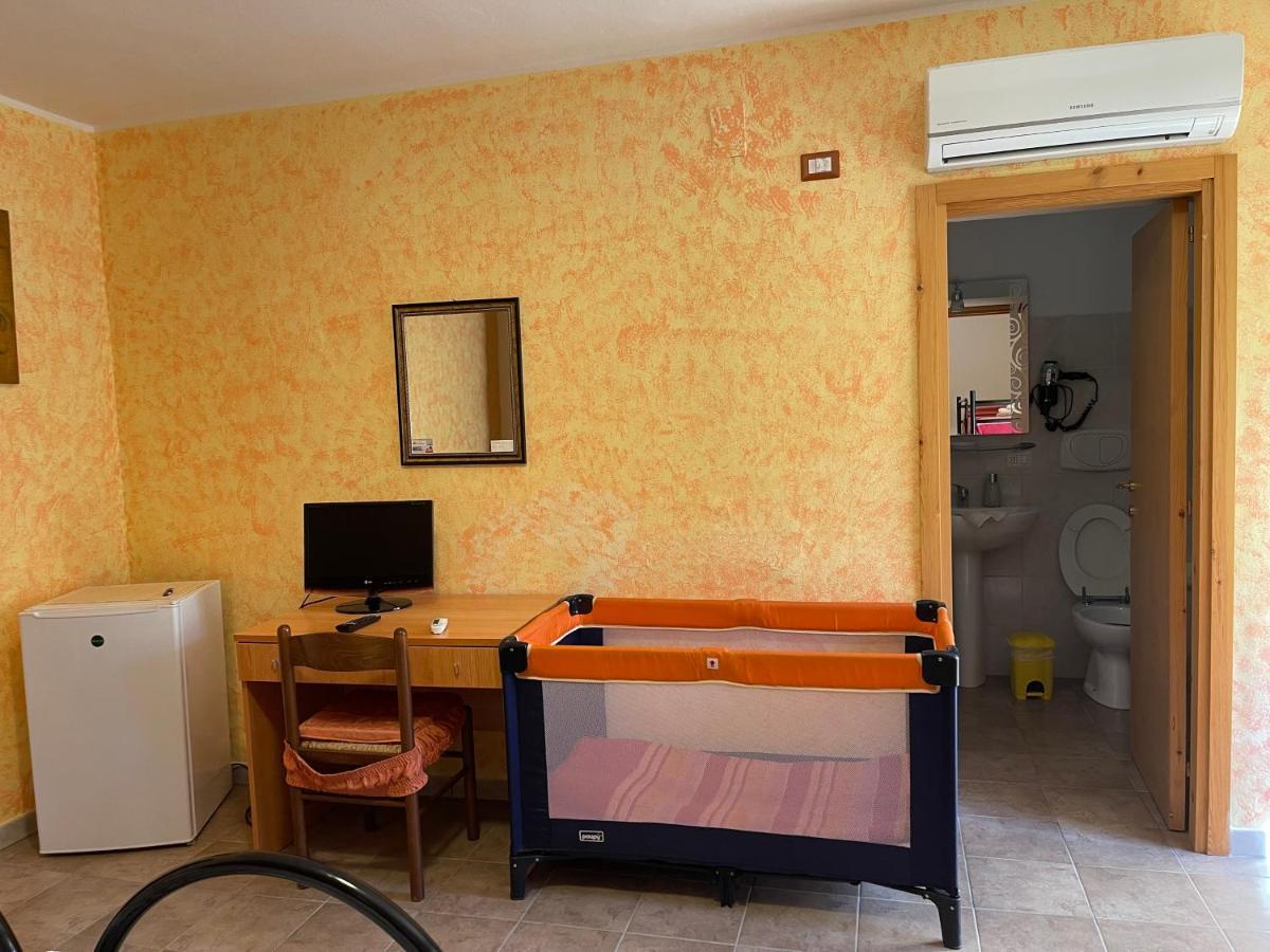 B&B Sterlizia Santa Maria la Palma Kültér fotó