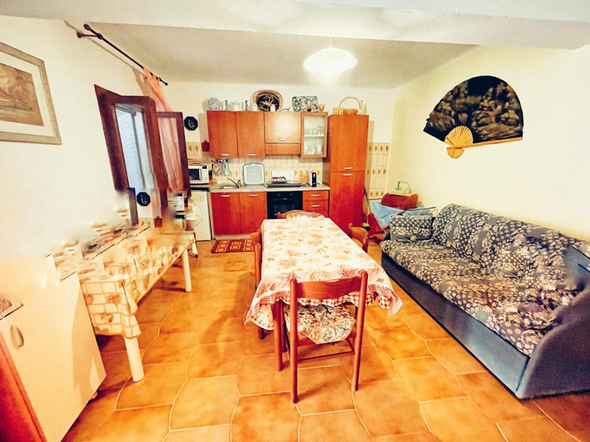 B&B Sterlizia Santa Maria la Palma Kültér fotó
